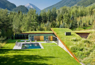The integration of green surfaces directly into the structure of buildings creates a spectacular atmosphere that is attractive to buyers