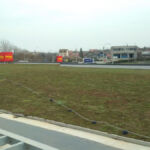 Extensive green roof on the Penny Agigea store